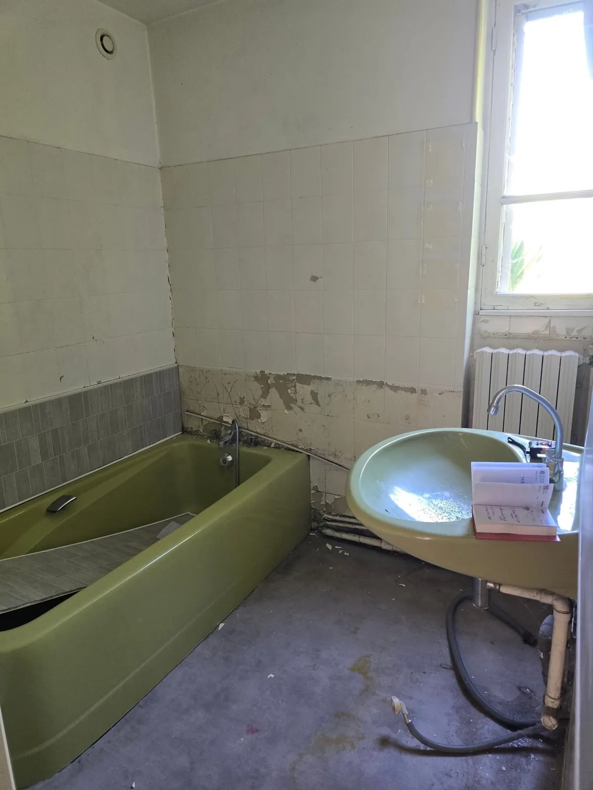 Salle de bains avant rénovation
